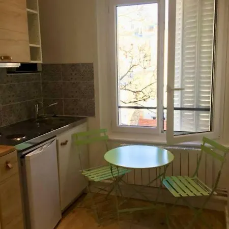 Close To The Eiffel Tower ! Apartment *
