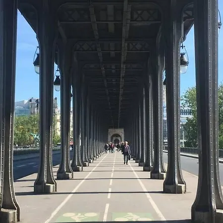 Close To The Eiffel Tower ! Apartment
